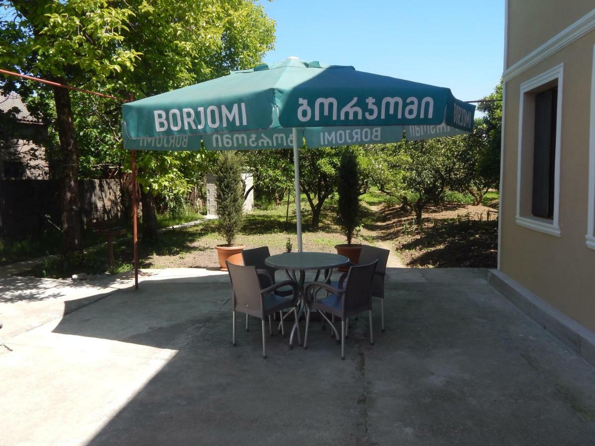 Guest House On Angisa Batumi Ngoại thất bức ảnh
